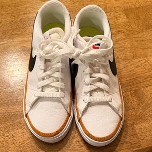 Nike White and Tan Sneakers with Black Swoosh